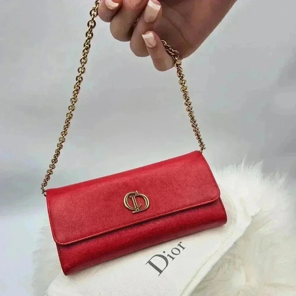 Dior Textured Red Grained Leather Wallet-on-Chain - Picture 6 of 16